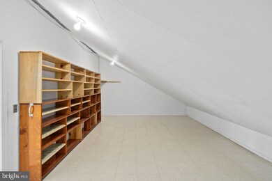 8912 Captains Row, Alexandria, VA 22308 - photo 7