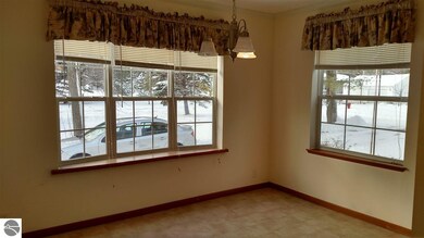 5820 E Vera Ln, Au Gres, MI 48703 - photo 6