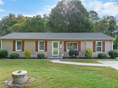 4941 Pine Hall Rd, Walkertown, NC 27051 - photo 2
