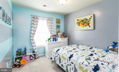 511 Hupps Hill Ct, Strasburg, VA 22657 - photo 2