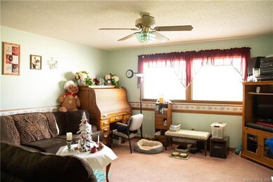 204 Longview Rd, Statesville, NC 28625 - photo 4
