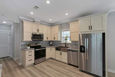 674 Mulberry Ln unit H09, Deland, FL 32724 - photo 5