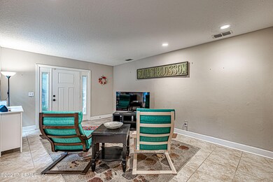 424 Oglethorpe Rd, Jacksonville, FL 32216 - photo 4