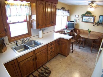 1835 S Park St, Red Wing, MN 55066 - photo 3