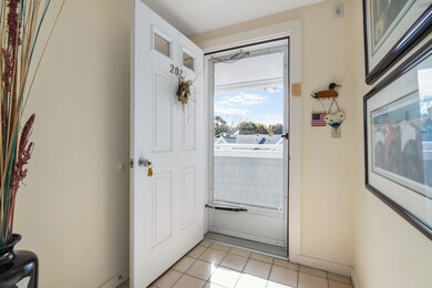 The Ocean House unit 202, York, ME 03909 - photo 3