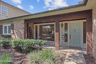 3-web-or-mls-128 Oakview Blvd-3