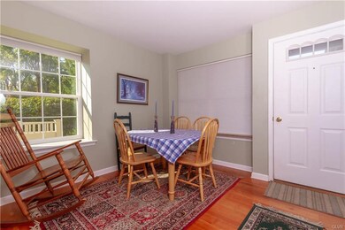 5526 Tanglewood Ln, Allentown, PA 18106 - photo 4