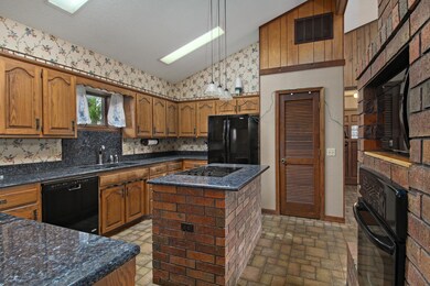 Amazing kitchen with Granite