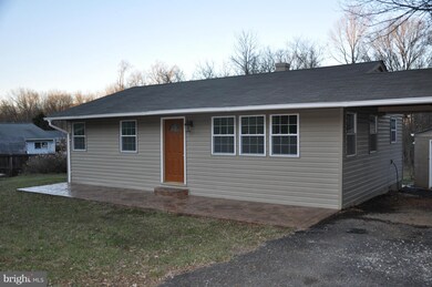 6489 Briggs Rd, Warrenton, VA 20187 - photo 2