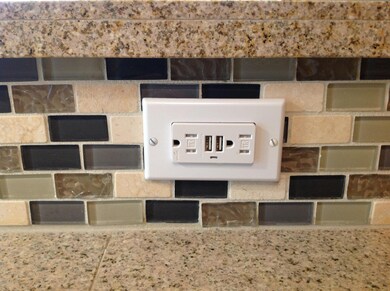 USB Outlet