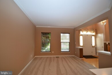 12528 Erroll Ln, Bristow, VA 20136 - photo 2