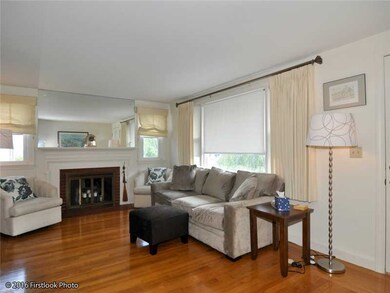 335 Garden City Dr, Cranston, RI 02920 - photo 2