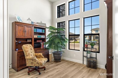 3134 E Blue Heron - www.trussmedia.co -2