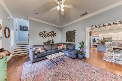 910 S Brazos St, Weatherford, TX 76086 - photo 4