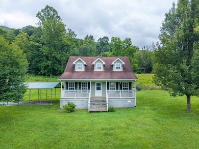 122 Walnut Grove Rd, Narrows, VA 24124 - photo 2