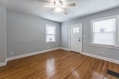 243 Longview Ave-3