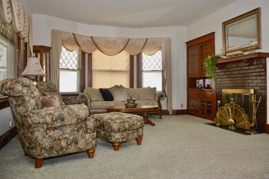 1108 E Dover Ct, Davenport, IA 52803 - photo 5