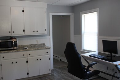 29 Locust St unit 4, Danvers, MA 01923 - photo 3