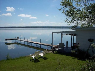 Waterfront/Dock/Pier Waterfront-Dock-Pier