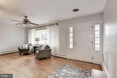 5891 Oakland Rd, Sykesville, MD 21784 - photo 3