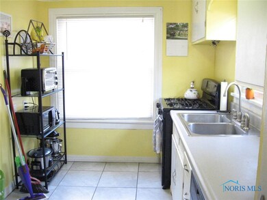 2142 Mansfield Rd, Toledo, OH 43613 - photo 5