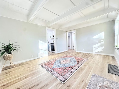 942 Adams St, Neenah, WI 54956 - photo 4