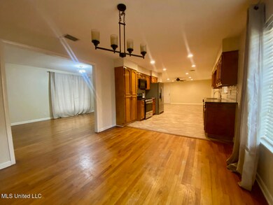 121 Ridgecrest St, Lucedale, MS 39452 - photo 4