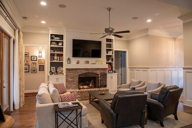 108 Downing St, Oxford, MS 38655 - photo 2