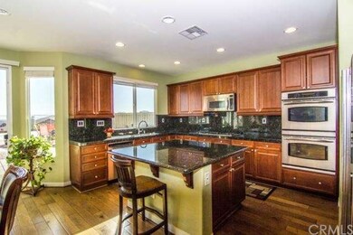 KITCHEN  WITH CENTER ISLAND