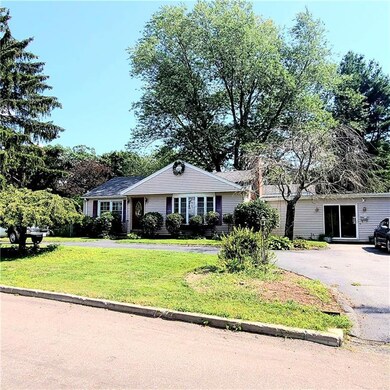 7 Abner St, Smithfield, RI 02917 - photo 2