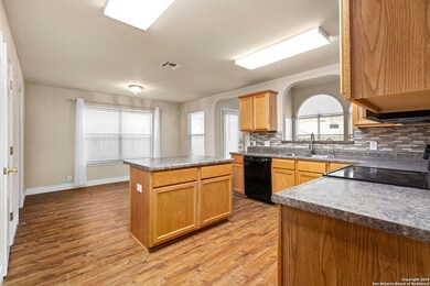 7830 Black Oak Pass, San Antonio, TX 78223 - photo 5