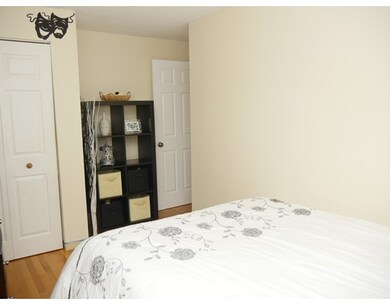 10 Arbutus St, Dorchester Center, MA 02124 - photo 3