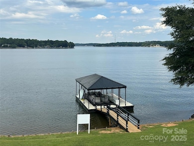 5985 Natoma Rd, Clover, SC 29710 - photo 2