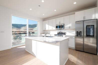 1091 W Fallow Dr unit 246, Saratoga Springs, UT 84045 - photo 5