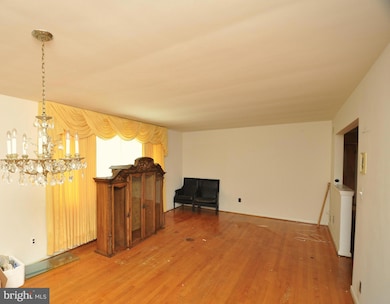 4314 Ranger Ave, Temple Hills, MD 20748 - photo 2