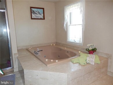 1193 Temple Rd, Pottstown, PA 19465 - photo 3