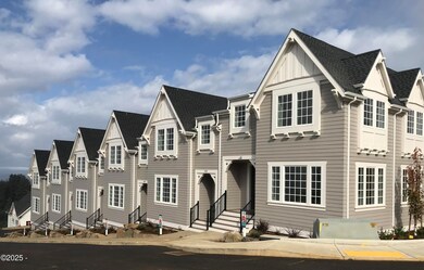 419 NE Moonwake Ln unit 17, Depoe Bay, OR 97341 - photo 4