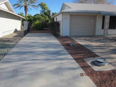 17617 N Calico Dr, Sun City, AZ 85373 - photo 2