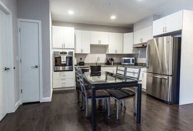 431 River St unit 405, Waltham, MA 02453 - photo 5