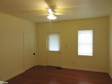 822 S 14th St, Keokuk, IA 52632 - photo 3