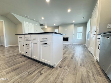 F251AB1A-4655-4D90-BDEE-6D616F16CD32