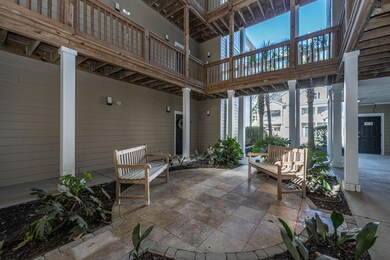 2331EgretLane06