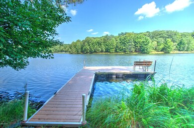 135 Hemlock Point Ct, Hawley, PA 18428 - photo 5