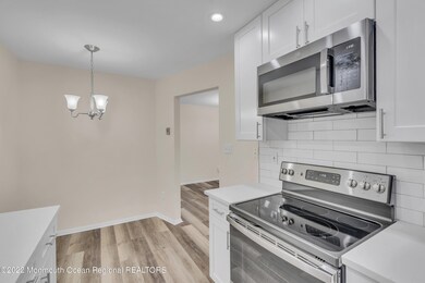 82 Amberly Dr unit K, Manalapan, NJ 07726 - photo 6