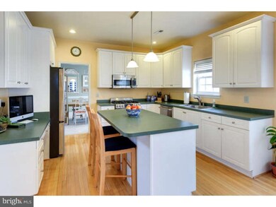 4 Amber Cir, Norristown, PA 19401 - photo 6