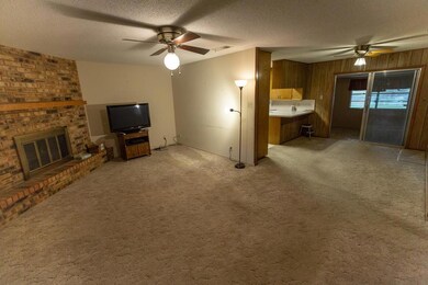 704 N Bowie St, Fredericksburg, TX 78624 - photo 2