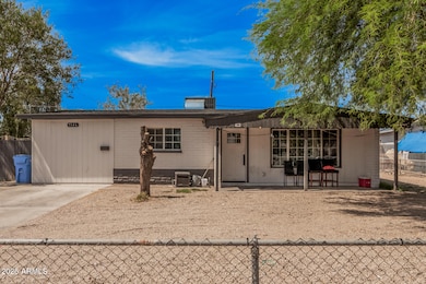 7746 W Osborn Rd, Phoenix, AZ 85033 - photo 2