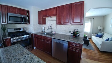 369 Stapleton Rd, Springfield, MA 01109 - photo 6