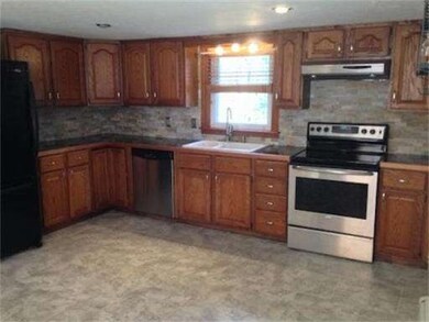 5 Water St, Townsend, MA 01469 - photo 2