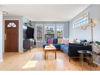 11178 SE Cranberry Loop, Clackamas, OR 97015 - photo 5